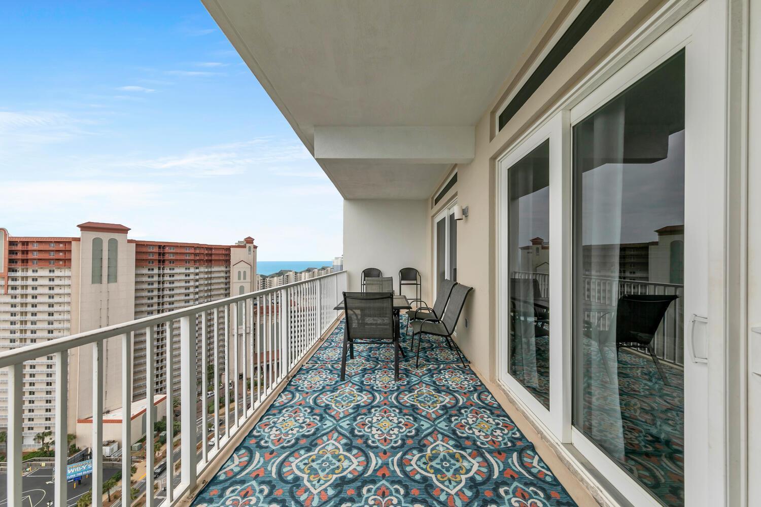 Laketown Wharf Penthouse 2026